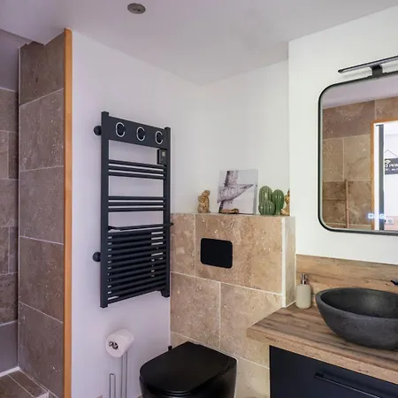 Honey Moon - Studio Romantique Jacuzzi Et Ecran Cinema La Ciotat Exterior foto