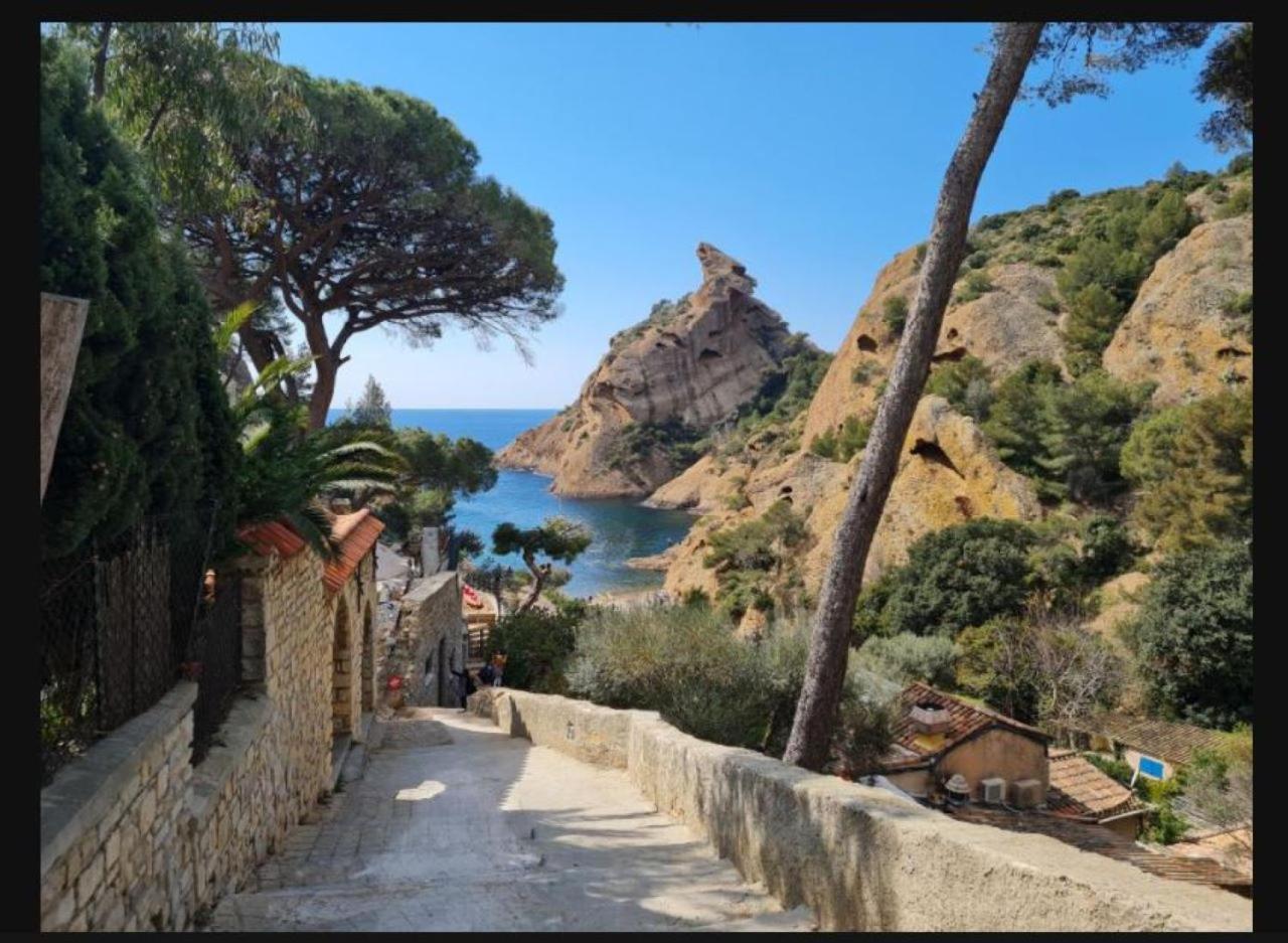 Honey Moon - Romantique Jacuzzi Et Ecran Cinema * La Ciotat